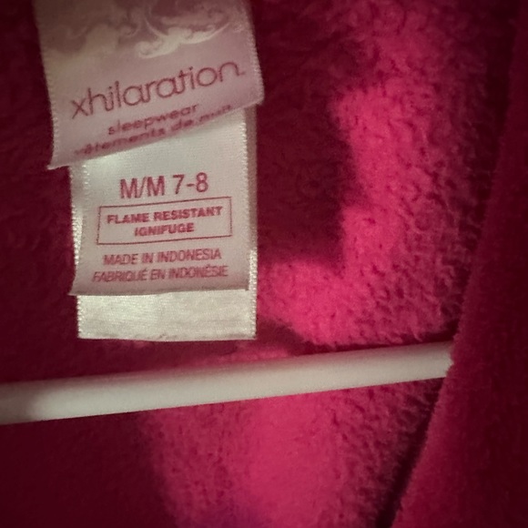 Exhilaration bathrobe, girls size m/m 7/8, pink, great condition, so soft! - Picture 3 of 9